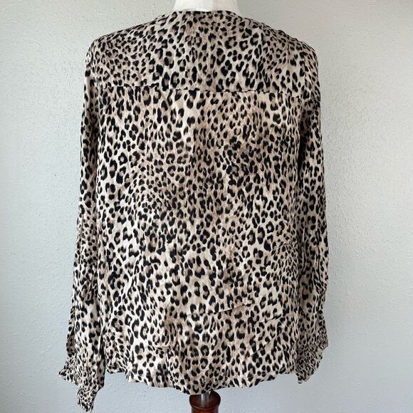 NWT Sanctuary Leopard Print V-Neck Blouse Top Size M - Picture 3 of 6